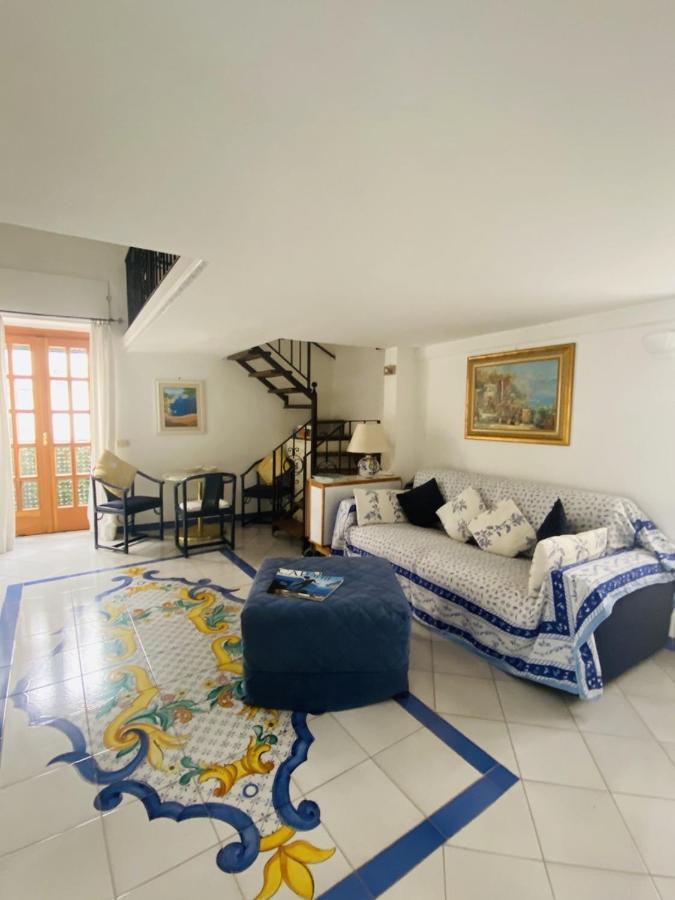 Central Apartment Le Botteghe Capri Luaran gambar