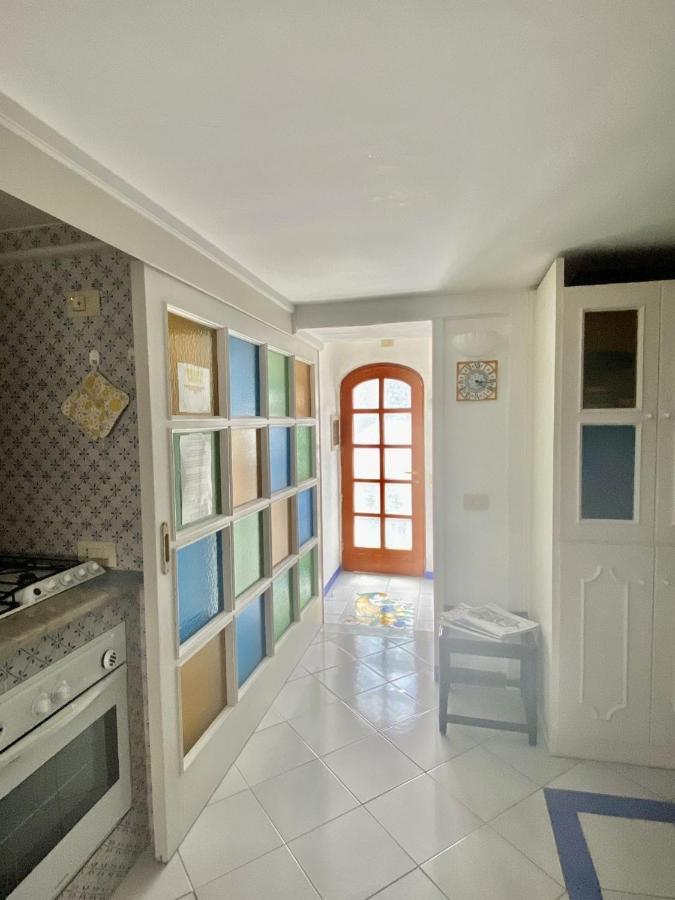 Central Apartment Le Botteghe Capri Luaran gambar