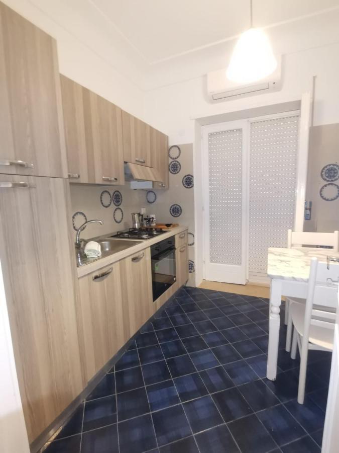 Central Apartment Le Botteghe Capri Luaran gambar